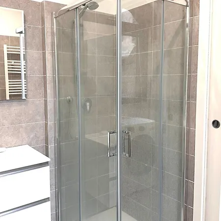 Silver White Apartment Cremona